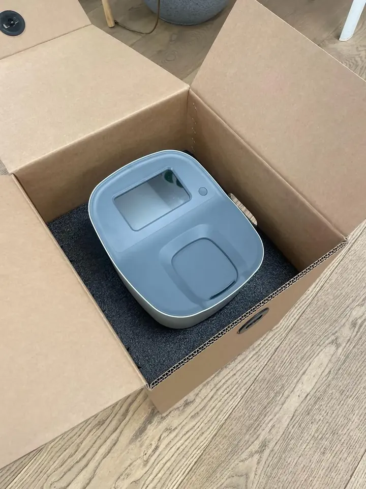 Analyser seated in its foam tray