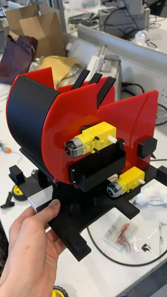 New ball collector mechanism